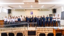 Câmara Municipal de Comodoro recebe visita de alunos para atividade educativa sobre o papel do legislativo
